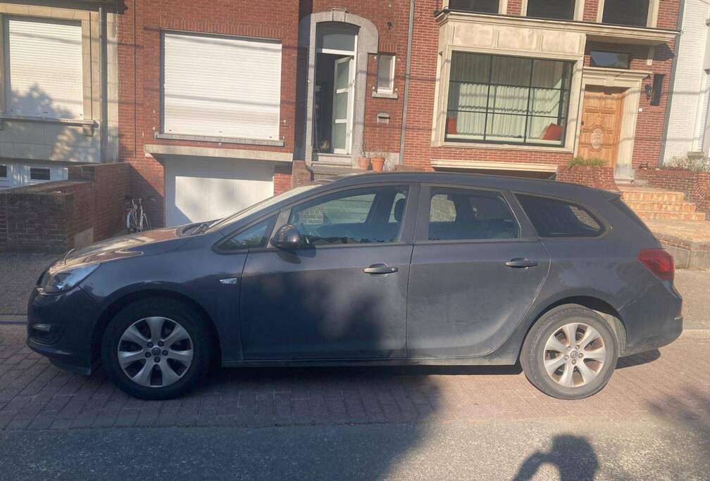 Opel Astra Sports Tourer 1.4 Turbo Ultimate Edition Plus