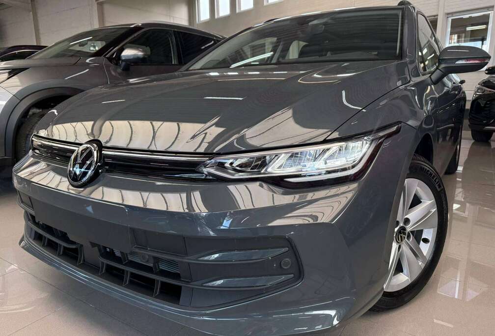 Volkswagen Variant eTSI DSG + PANO/HARMAN KARDON-NW: 44.130€