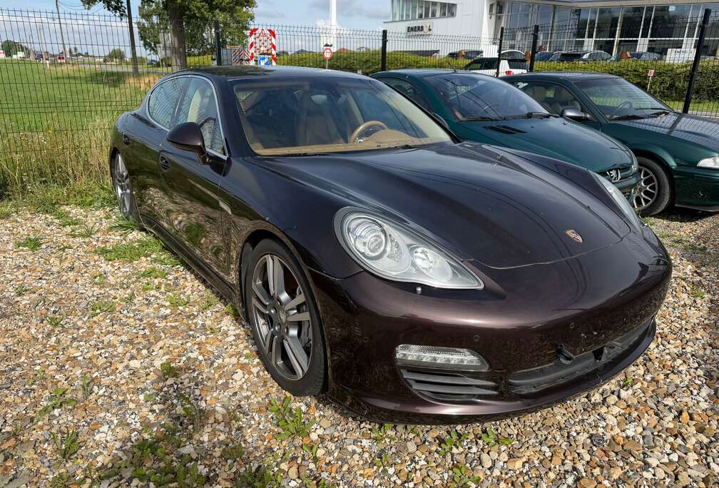 Porsche Panamera S Hybrid 3.0 V6 Tiptronic S