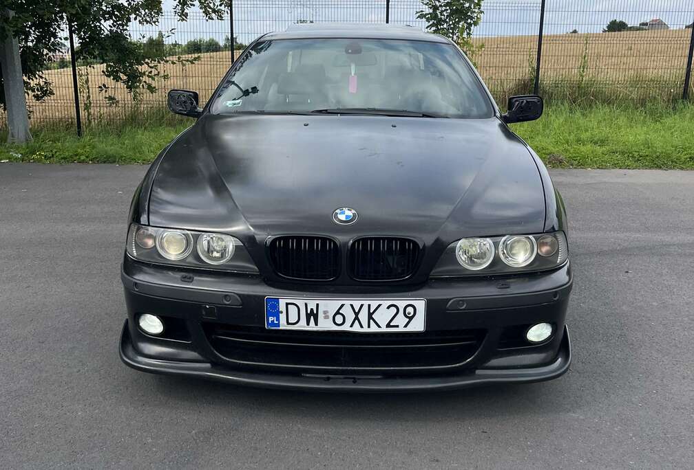 BMW 530i Edition Lifestyle