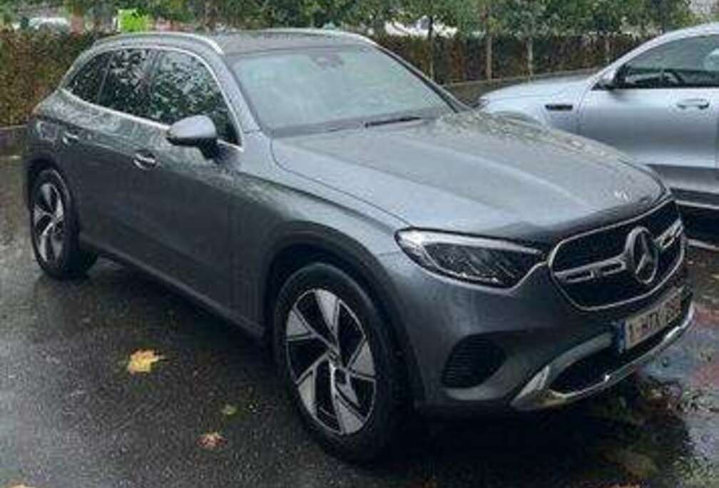 Mercedes-Benz GLC 200 Luxury Line