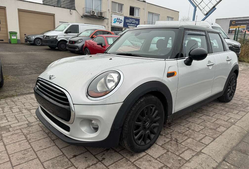 MINI Mini Cooper Seven Chili Harman/Kardon