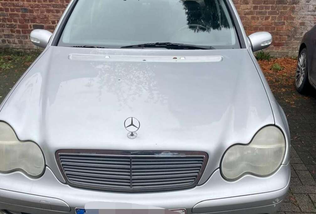 Mercedes-Benz CDI AUTOMATIQUE bj. 2003 149000km