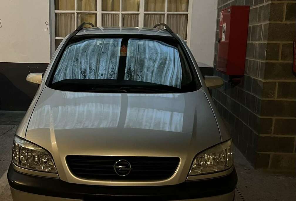 Opel 1.6i XE 16v Comfort