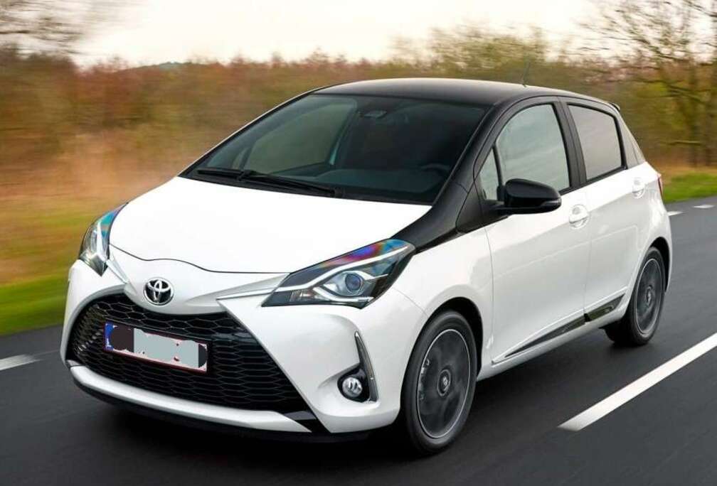 Toyota Hybrid 1.5 VVT-i Comfort mit Design Paket