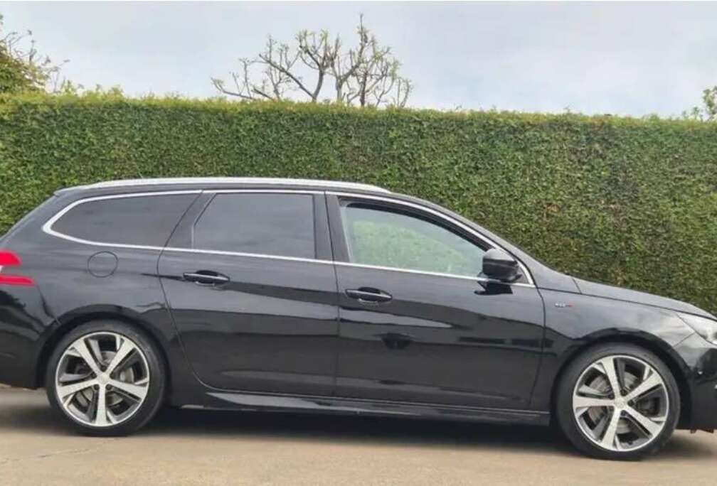 Peugeot 2.0 BlueHDi Feline STT