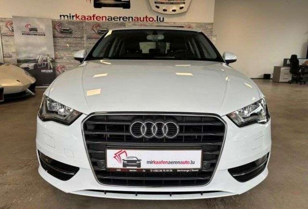 Audi Sportback ambiente**NAVI**LEDER**PDC**