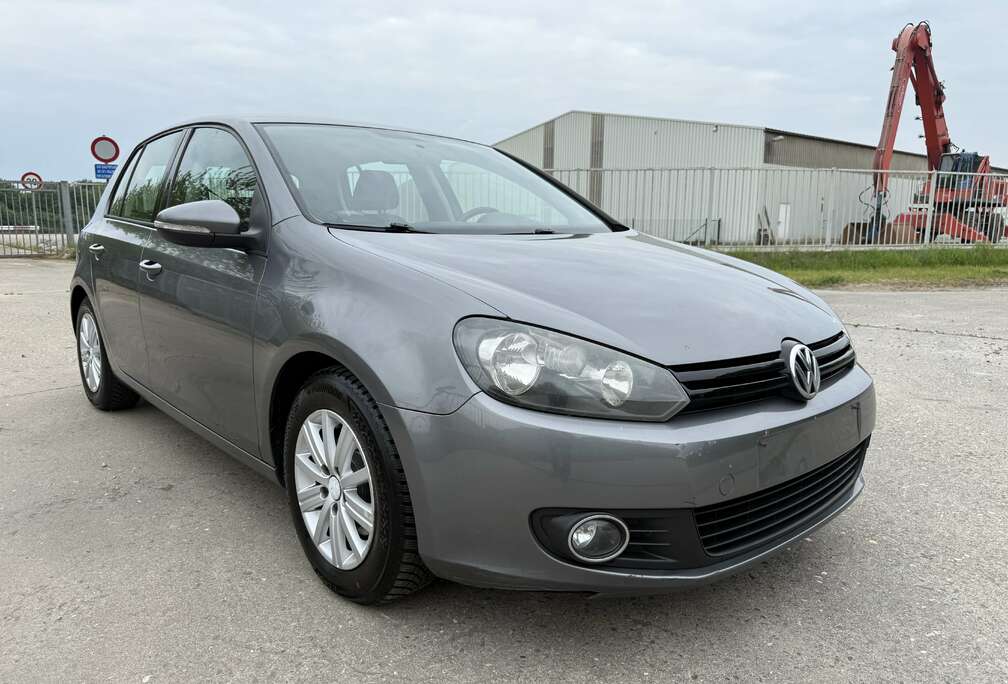 Volkswagen 1.6TDI, 1er proprietaire,carnet,clim,cruise,gps
