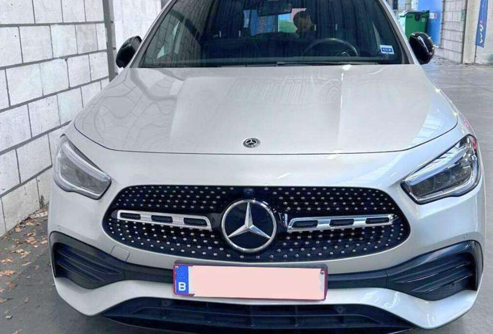 Mercedes-Benz GLA 180 d