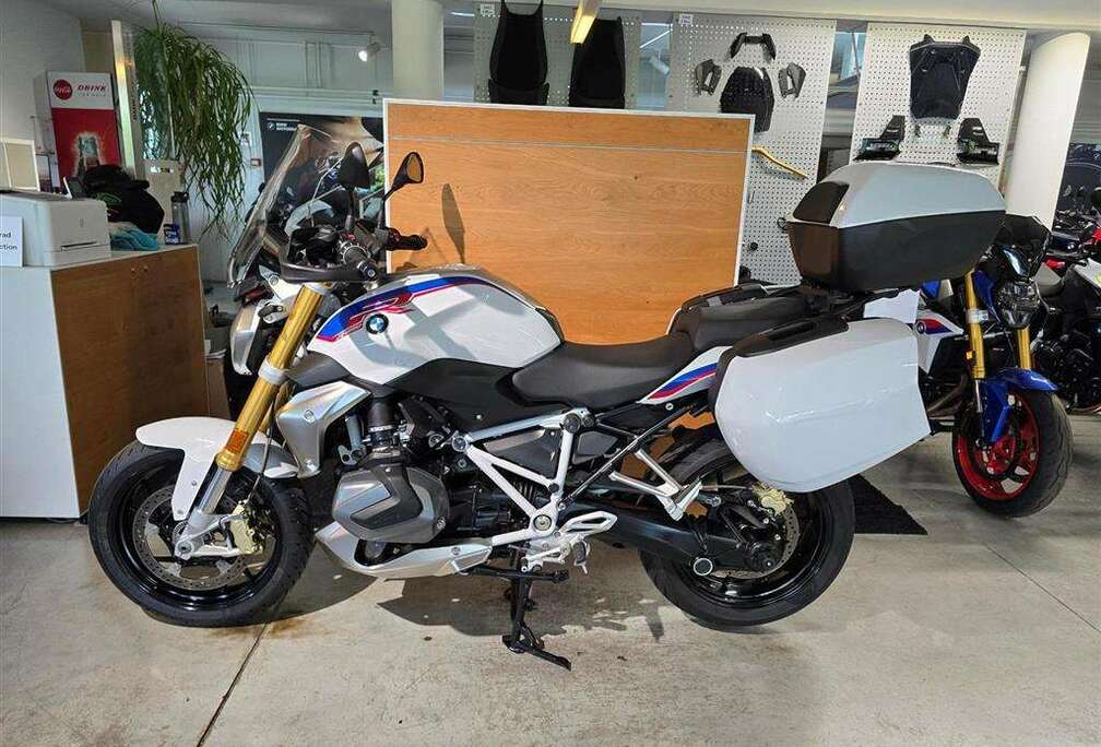 BMW 0