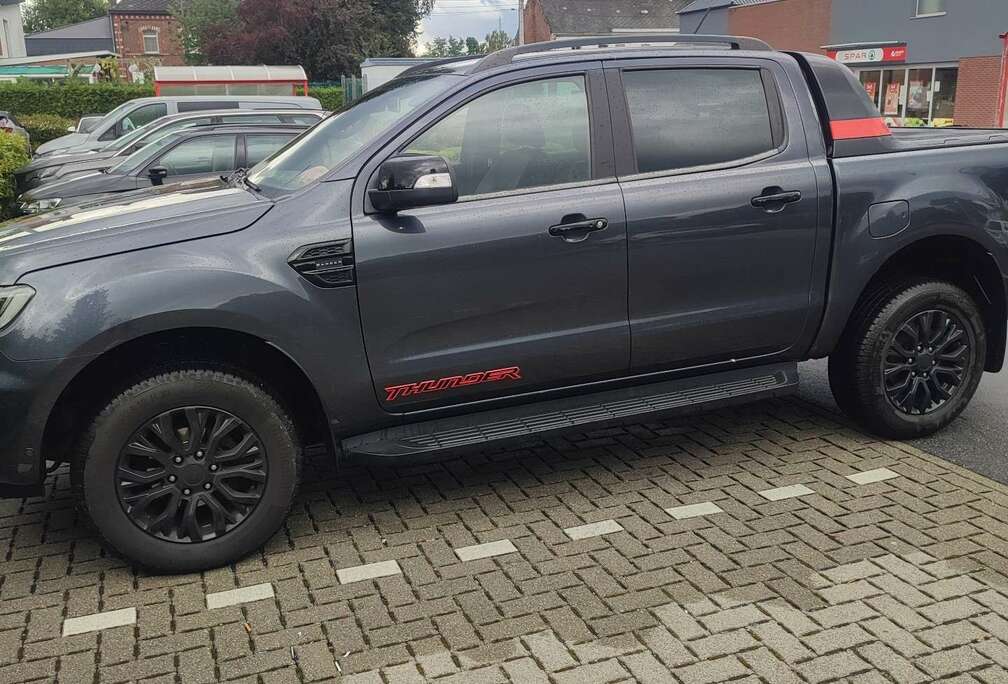 Ford Édition limitée THUNDER