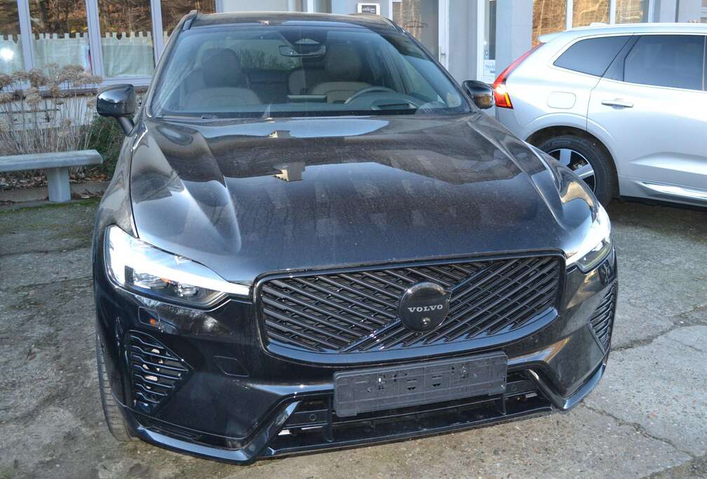 Volvo XC60 2.0 T8 PHEV AWD Plus Dark (335kW)