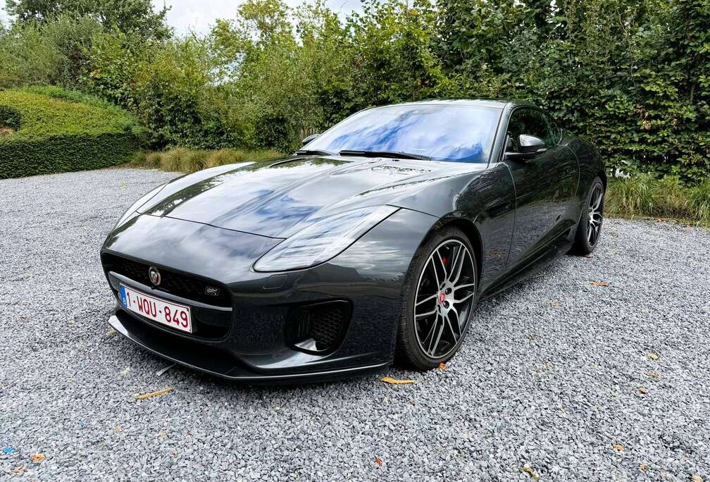 Jaguar Jaguar F-TYPE Coupé Chequered Flag 2.0 i4 300 Aut. – BTW Verrekenbaar