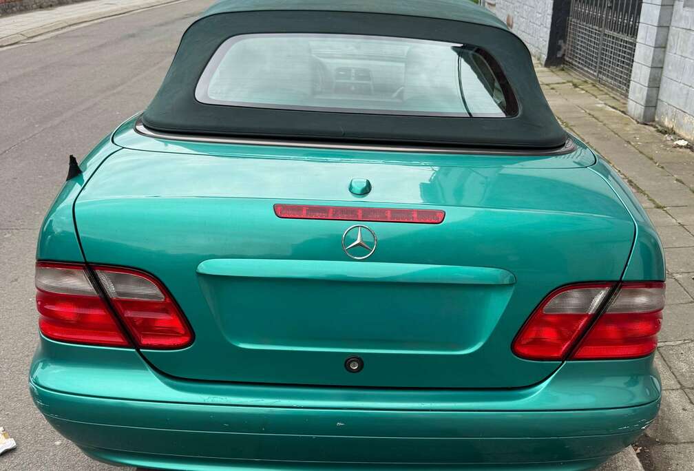 Mercedes-Benz CLK 230 Kompressor Elegance