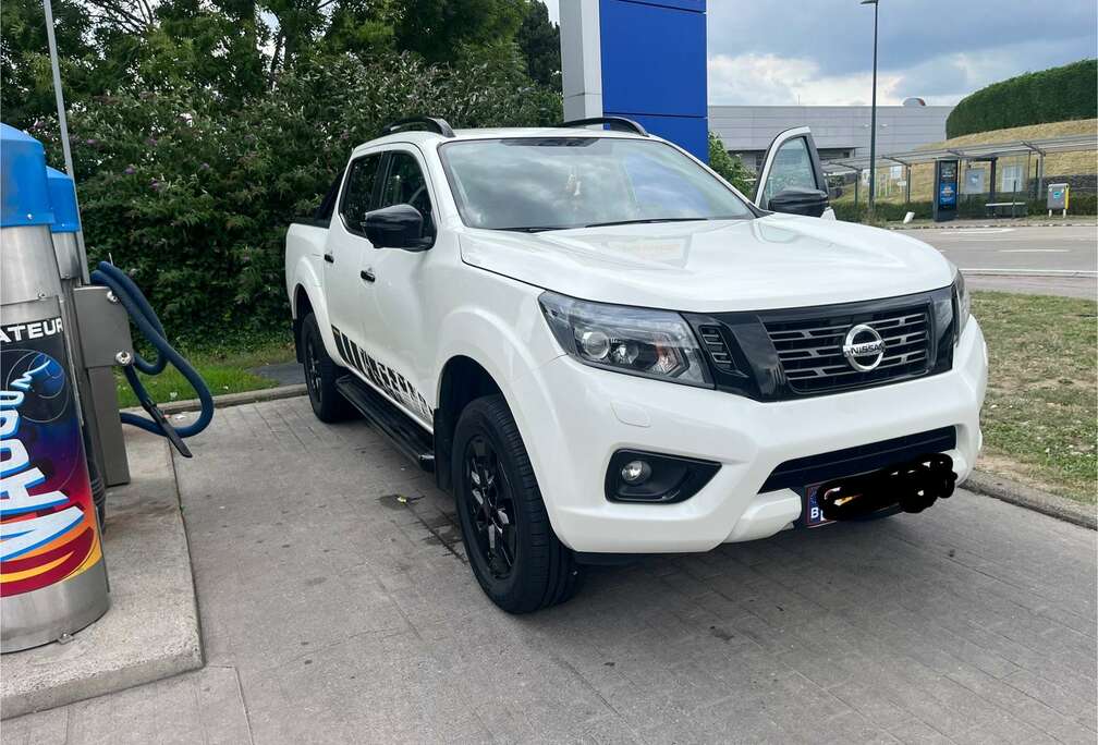 Nissan DC 4x4 S&S Visia