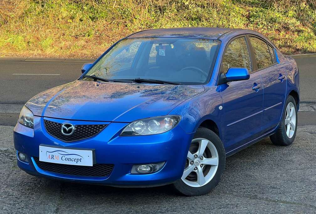 Mazda berline 1.6i essence 2007 GARANTIE 12 Mois Cuir