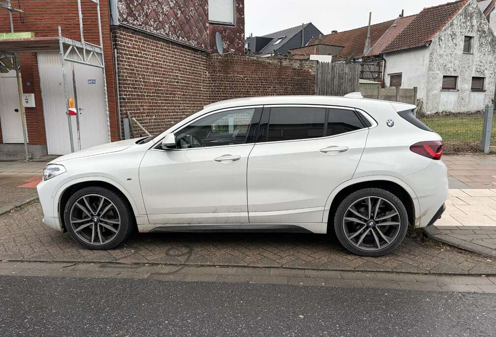 BMW sDrive18i Aut. Edition M Mesh