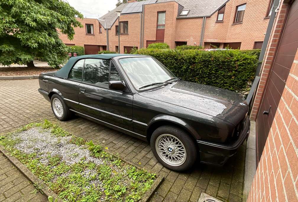 BMW 318i