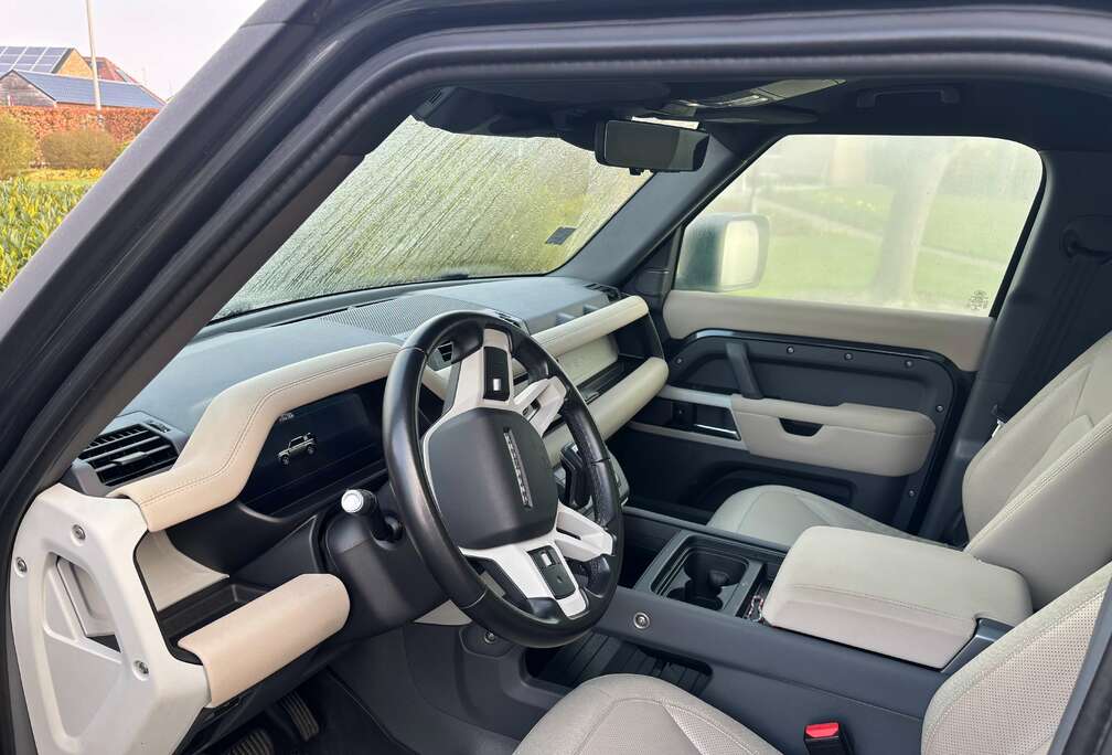 Land Rover Defender 110 3.0 D MHEV D250 S