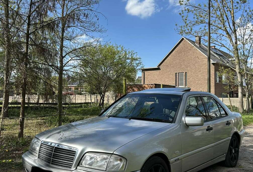 Mercedes-Benz W202 Benzine V6