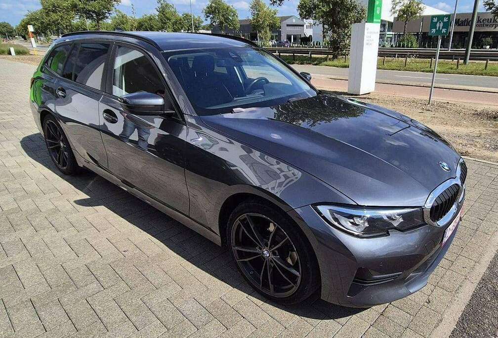 BMW Touring 318 dA MHEV AdBlue