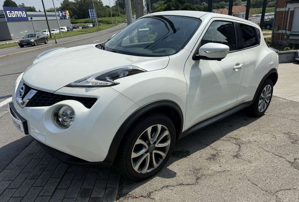 Nissan Juke 1.6i 2WD Acenta Xtronic