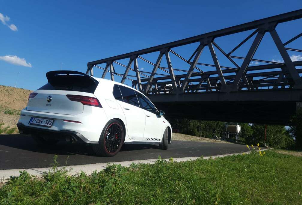 Volkswagen 2.0 TSI OPF DSG Clubsport 45