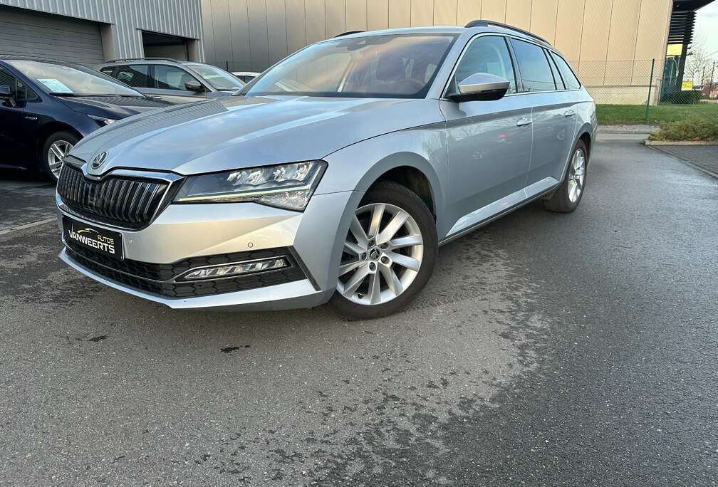 Skoda 1.4 TSI iV plug-in DSG Style, CARPLAY/LEDER/CAMERA