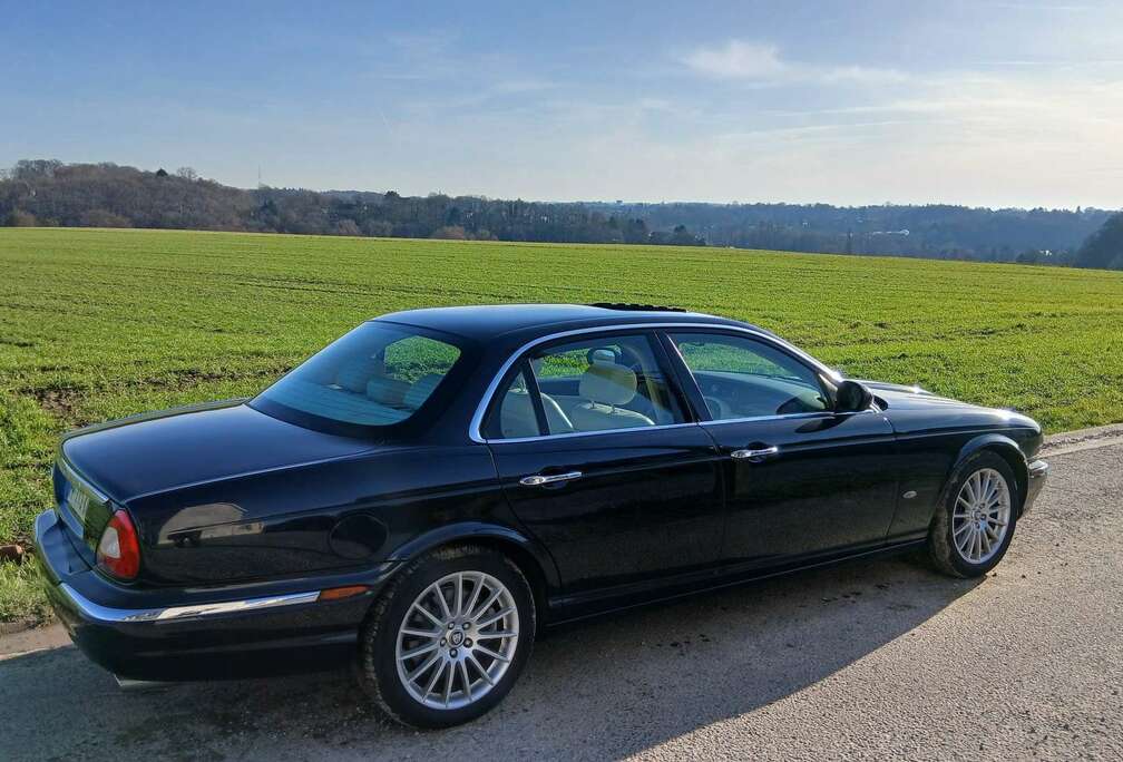Jaguar 2.7 Turbo V6 24v Executive