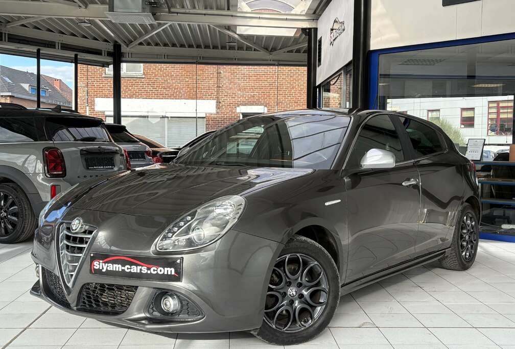 Alfa Romeo Giulietta 1.6 JTDm *CUIR*GPS*PDC*JANTES*SPORT*