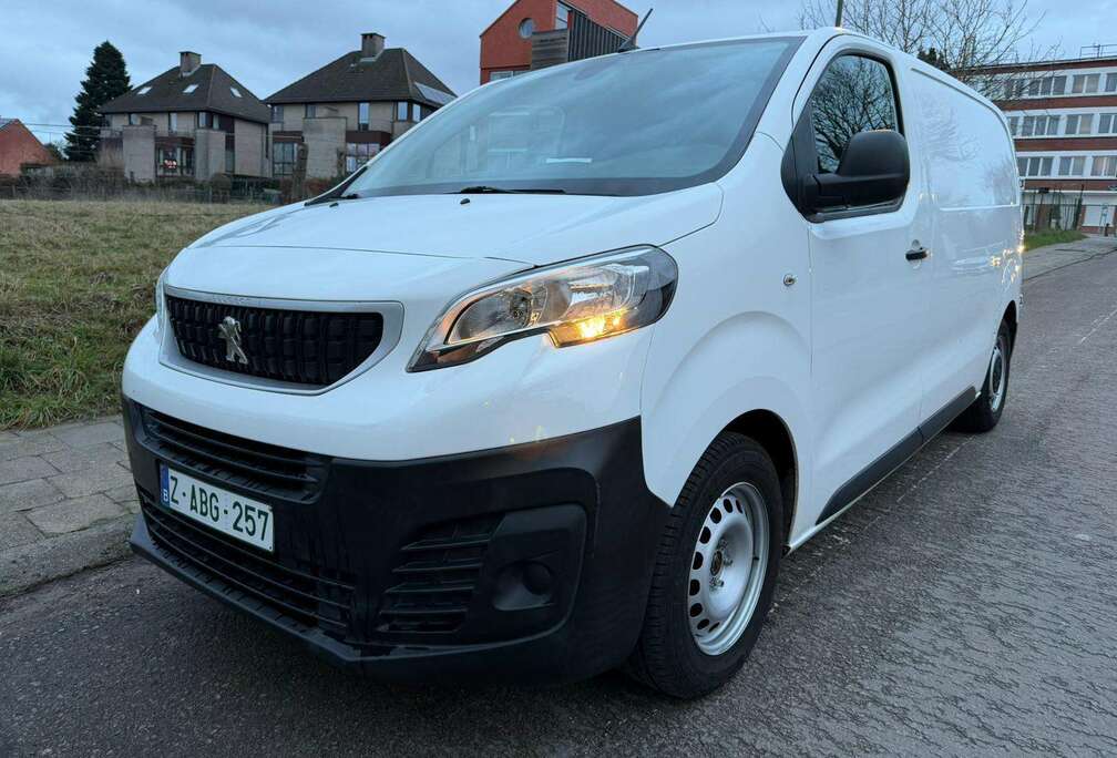 Peugeot 1.5 BlueHDi L1 Compact Premium CU  S