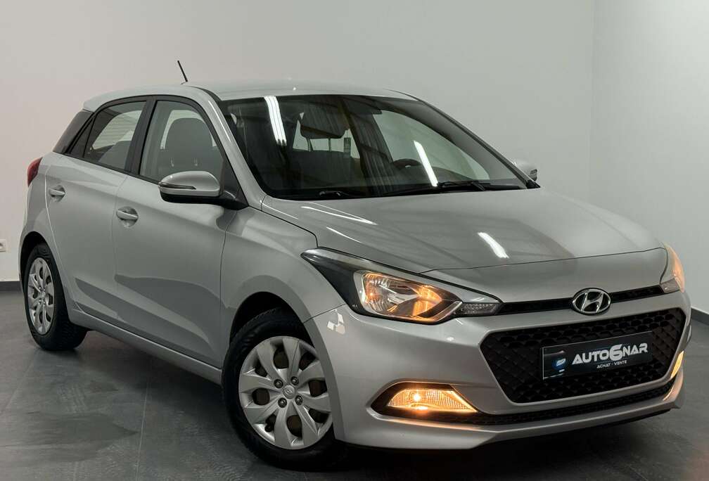 Hyundai i20 1.2i - Airco - Carnet