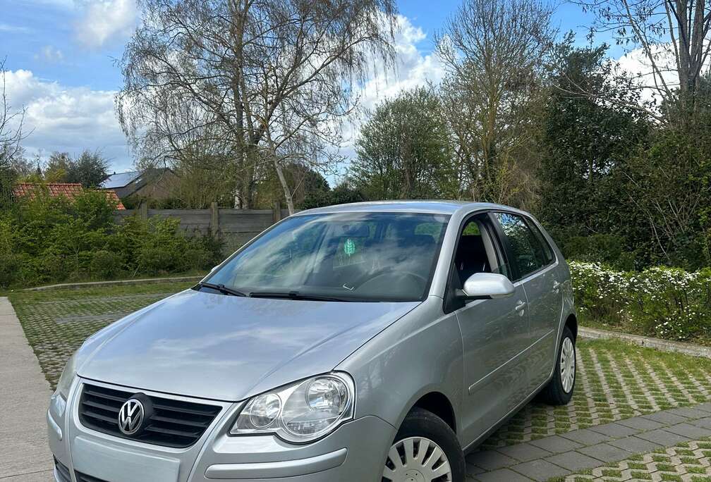 Volkswagen 1.4i/ Radar de recul/ Airco/ Regulateur De Vitesse