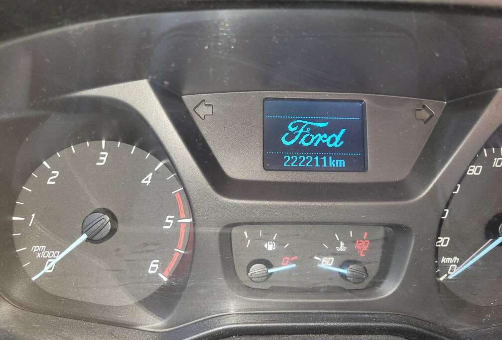 Ford 2.2 TDCi L1H1 Limited