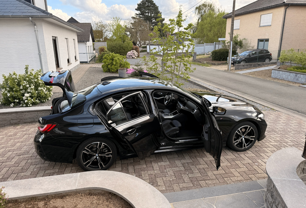 BMW BMW 318i Berline Kit M Sport