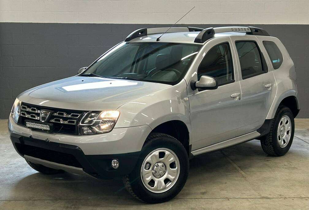 Dacia 1.5 dCi 4x4 110CV Prestige Clim GPS Main libre Cruise Attache remorque