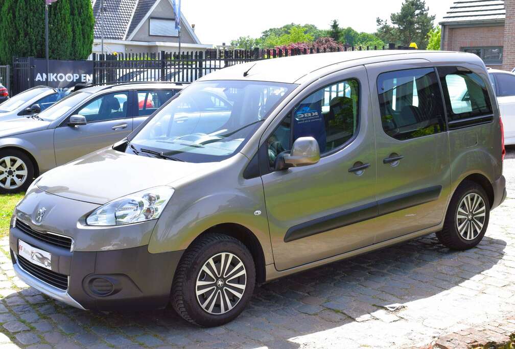 Peugeot Tepee 1.6i/1st Owner/HISTORY/GARANTIE