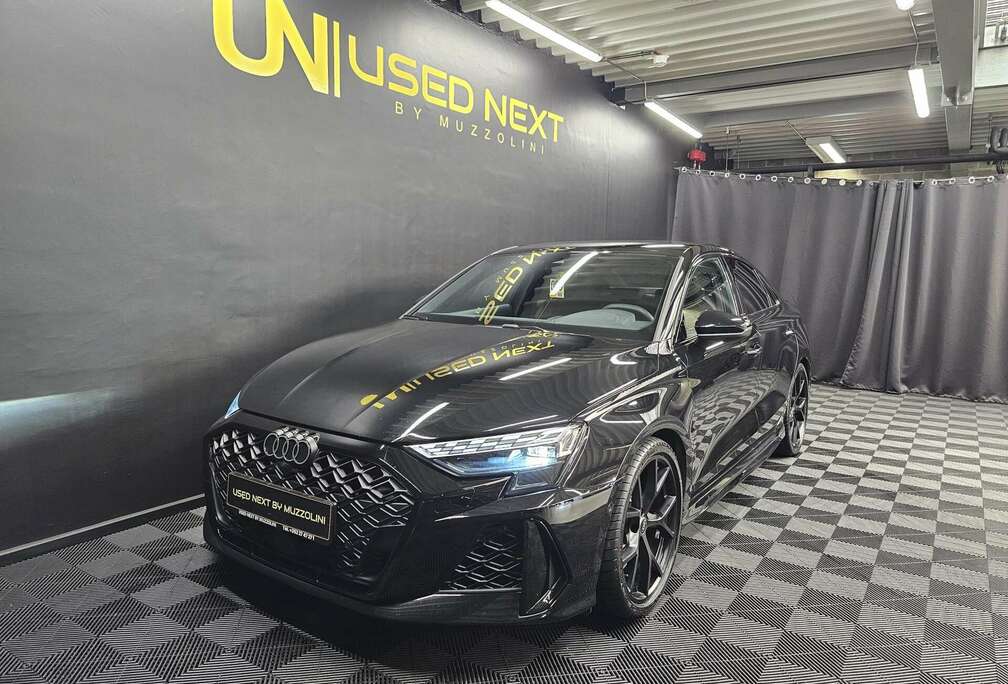 Audi Limousine 400 CV QUATTRO