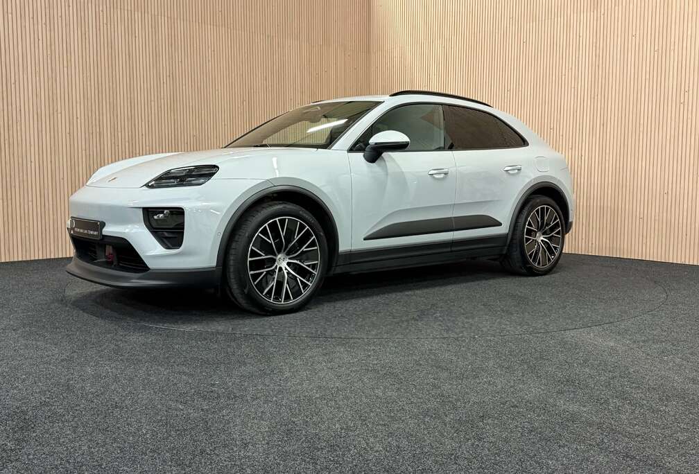 Porsche e-Macan 100 kWh 4 Pano LuchtveringActive cruise
