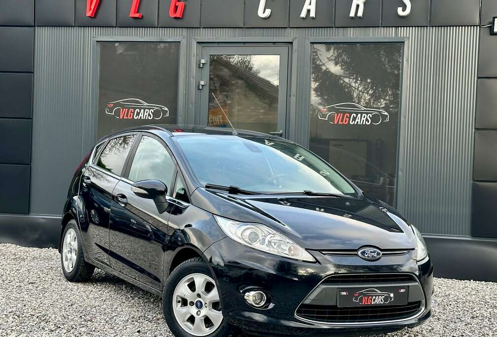 Ford 1.6 TDCi ECOnetic Euro 5 / Airco / Bluetooth //