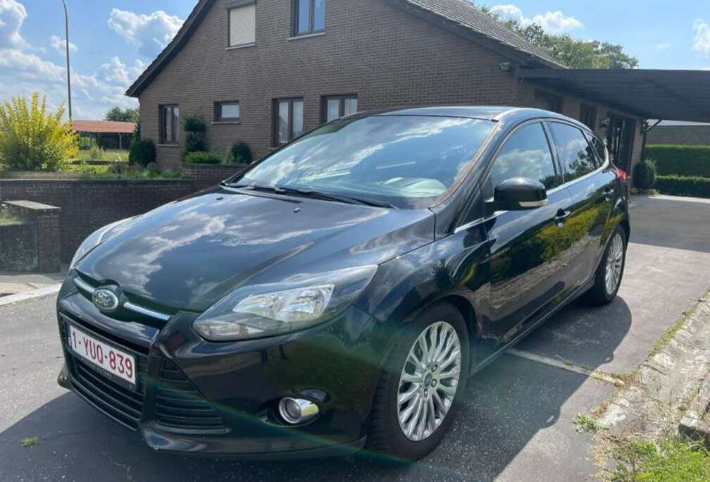 Ford Ford focus 1.6tdci 2013 start en rijd zeer goed