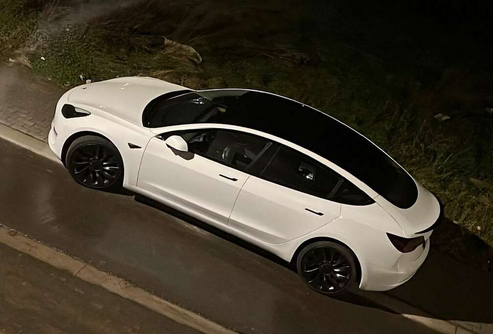 Tesla Model 3 78 kWh AWD Performance (377 kW)