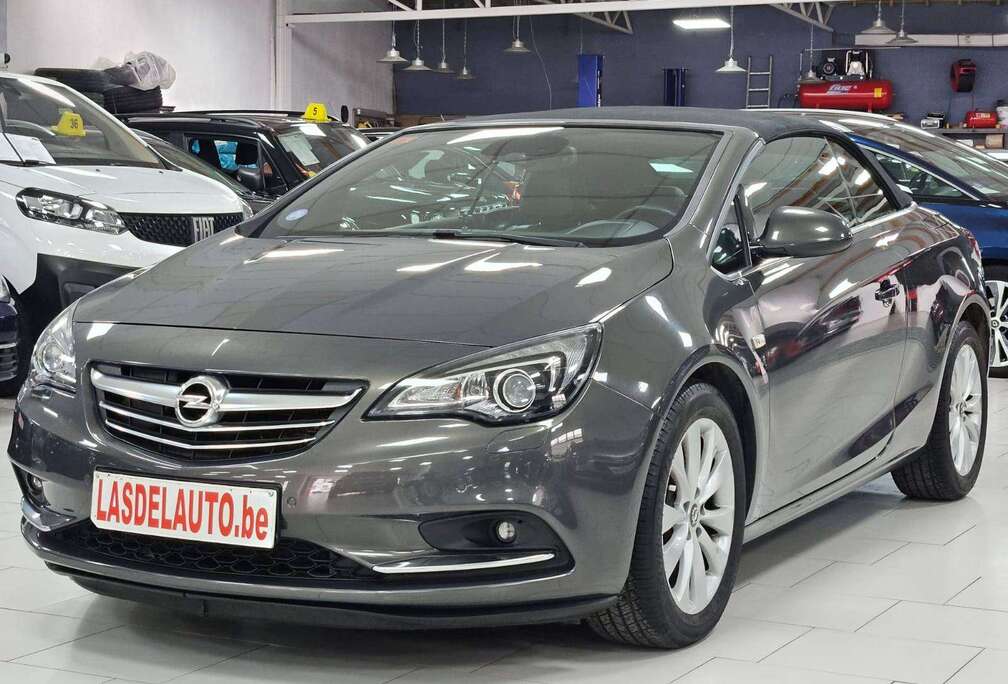 Opel 1.6 Turbo Automatique CAMERA Sensors Bluetooth Cuir Volant Chauffants Gps Clim
