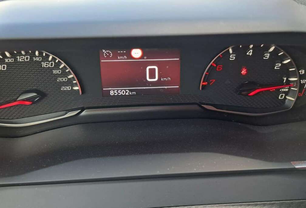 Peugeot 2008 1.5 BlueHDi Allure Pack S