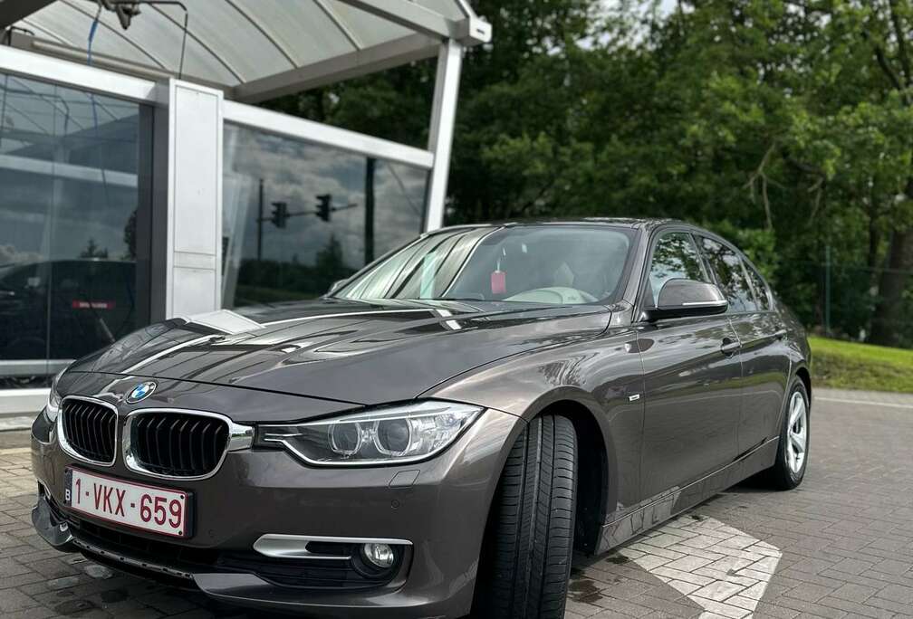 BMW 320d  MODERN