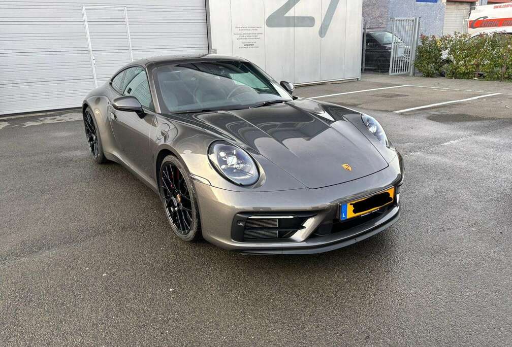 Porsche 911 Carrera 2 GTS 3.0 Bi-Turbo Coupé PDK
