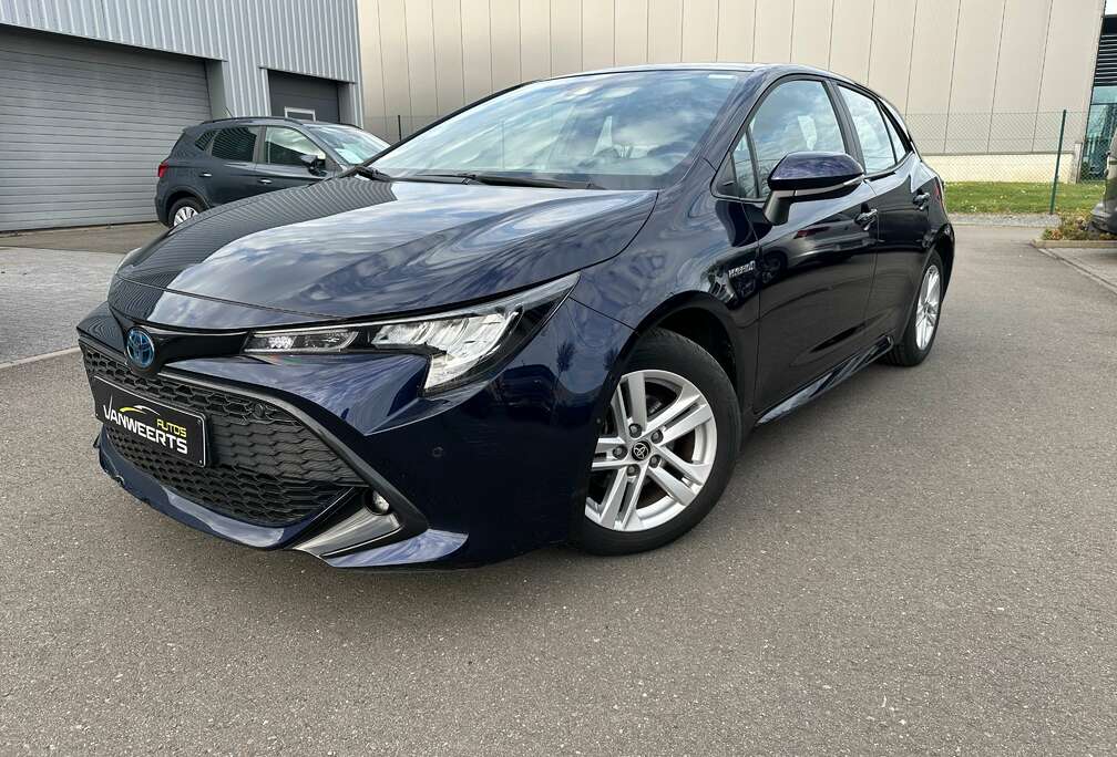 Toyota 1.8 benzine + elektrisch, hybride, CARPLAY/ CAMERA