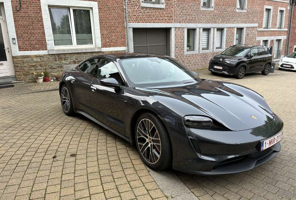 Porsche 4S, Performance Battery 93.4kWh