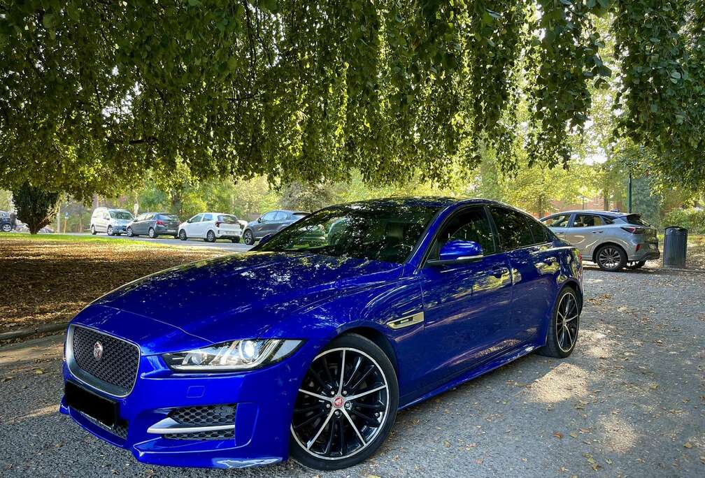 Jaguar 2.0 D - 180 ch R-Sport 04.71.54.50.23
