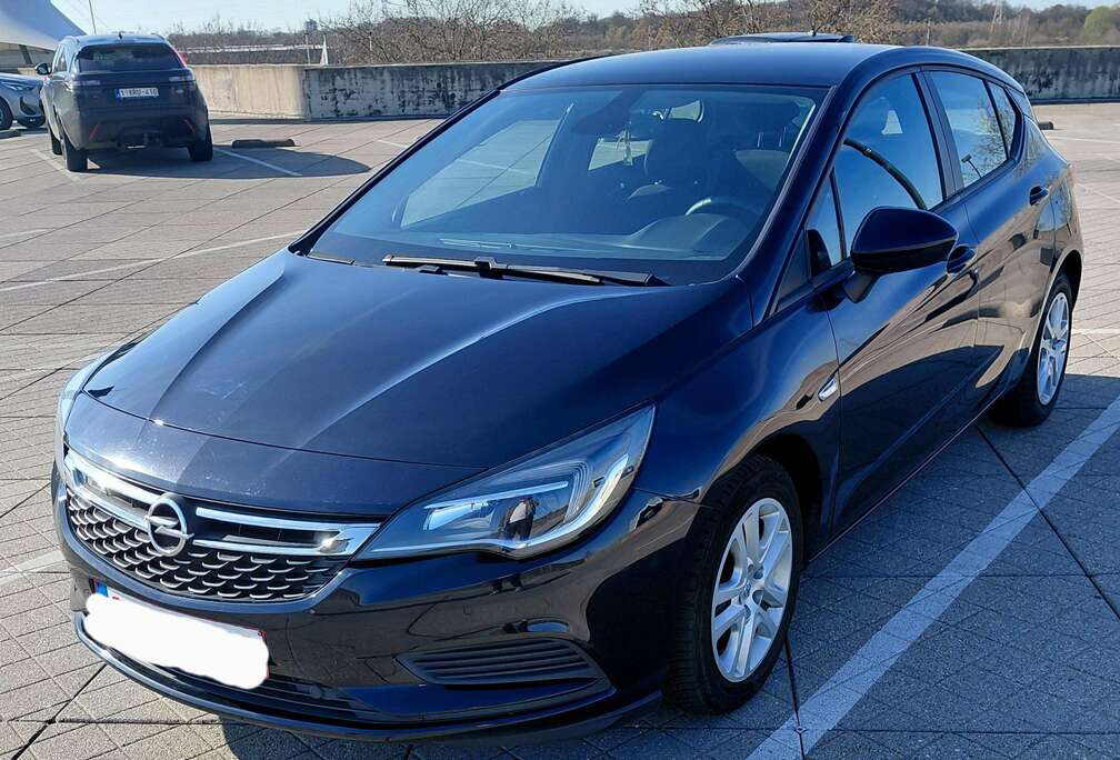 Opel Astra 1.6 CDTi Comfort
